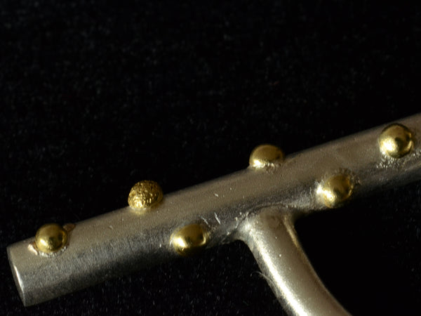 Zilveren ring/hanger met grote gouden granules