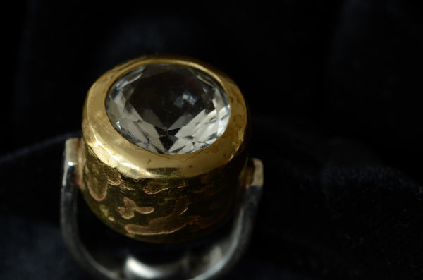 Zilveren ring met Bergkristal in geëtste zetting