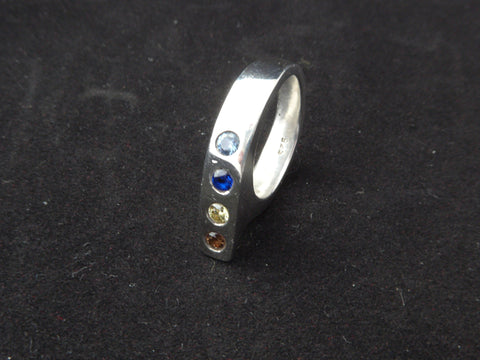 Zilveren ring met 4 kleuren Zirconia met bijpassende hanger