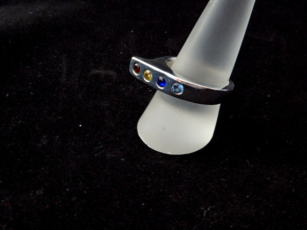 Zilveren ring met 4 kleuren Zirconia met bijpassende hanger