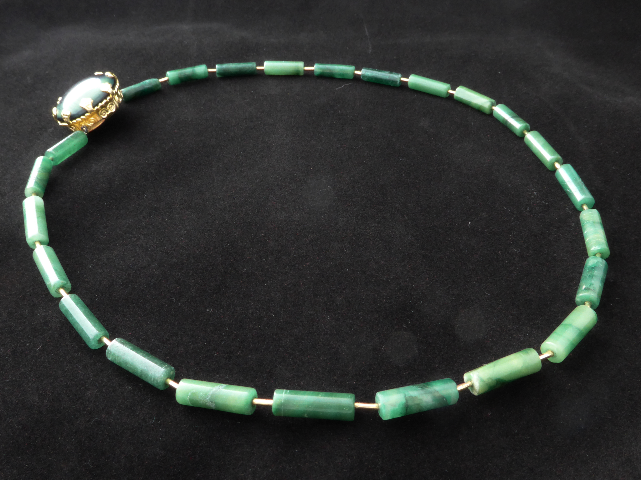 Collier met groene Jade