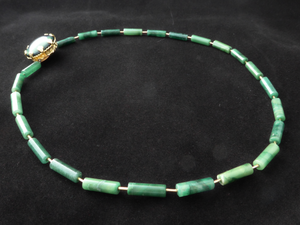 Collier met groene Jade