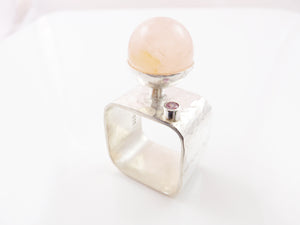 Zilveren ring met Rozenkwarts en Zirconia