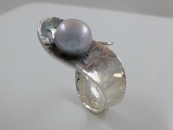 Zilveren open ring met grote ronde parel
