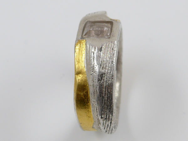 Zilveren ring met 24 karaat geelgoud Keum boo en Topaas edelsteen