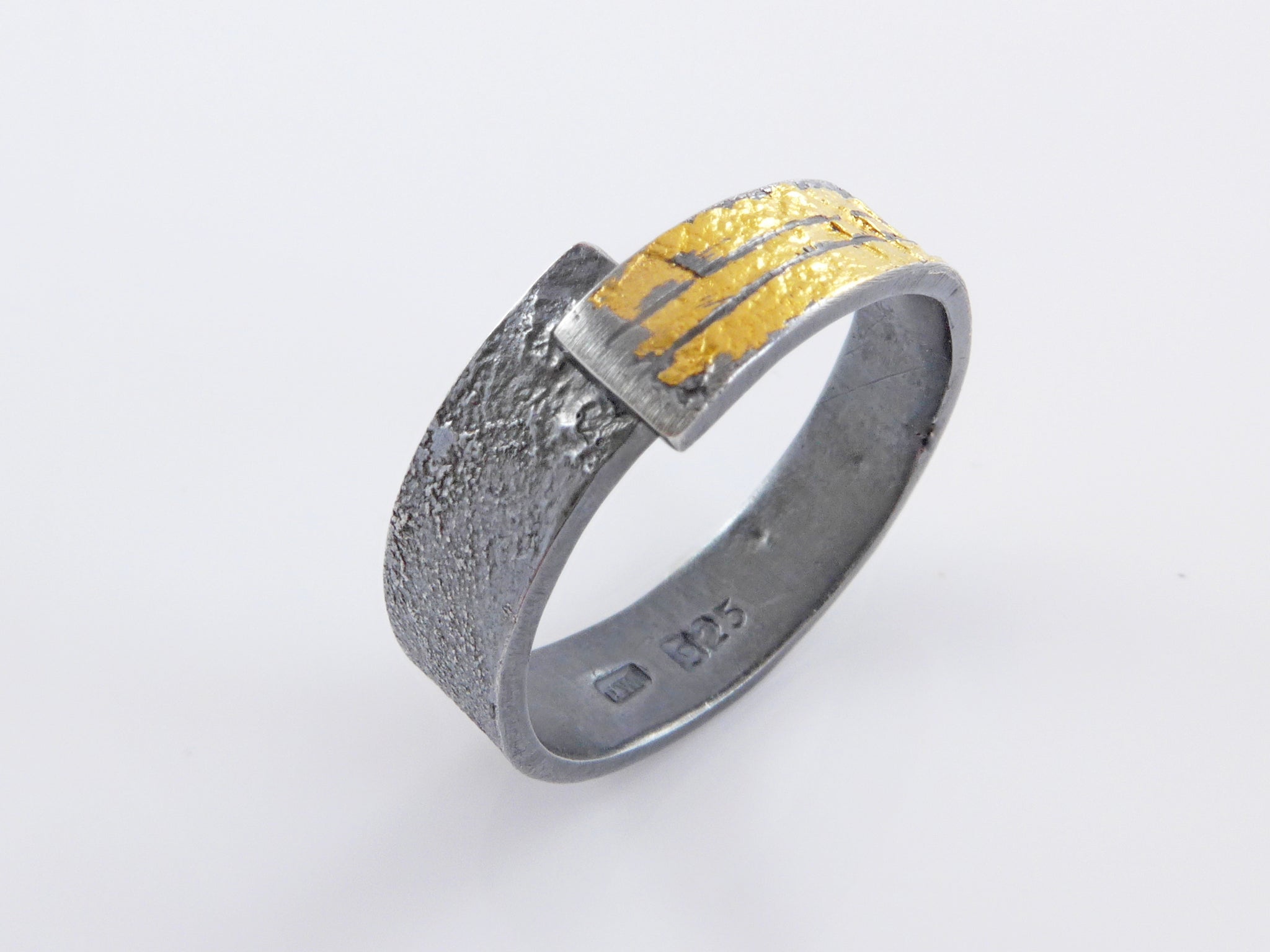 Zilveren ring met 24 karaat geelgoud Keumboo